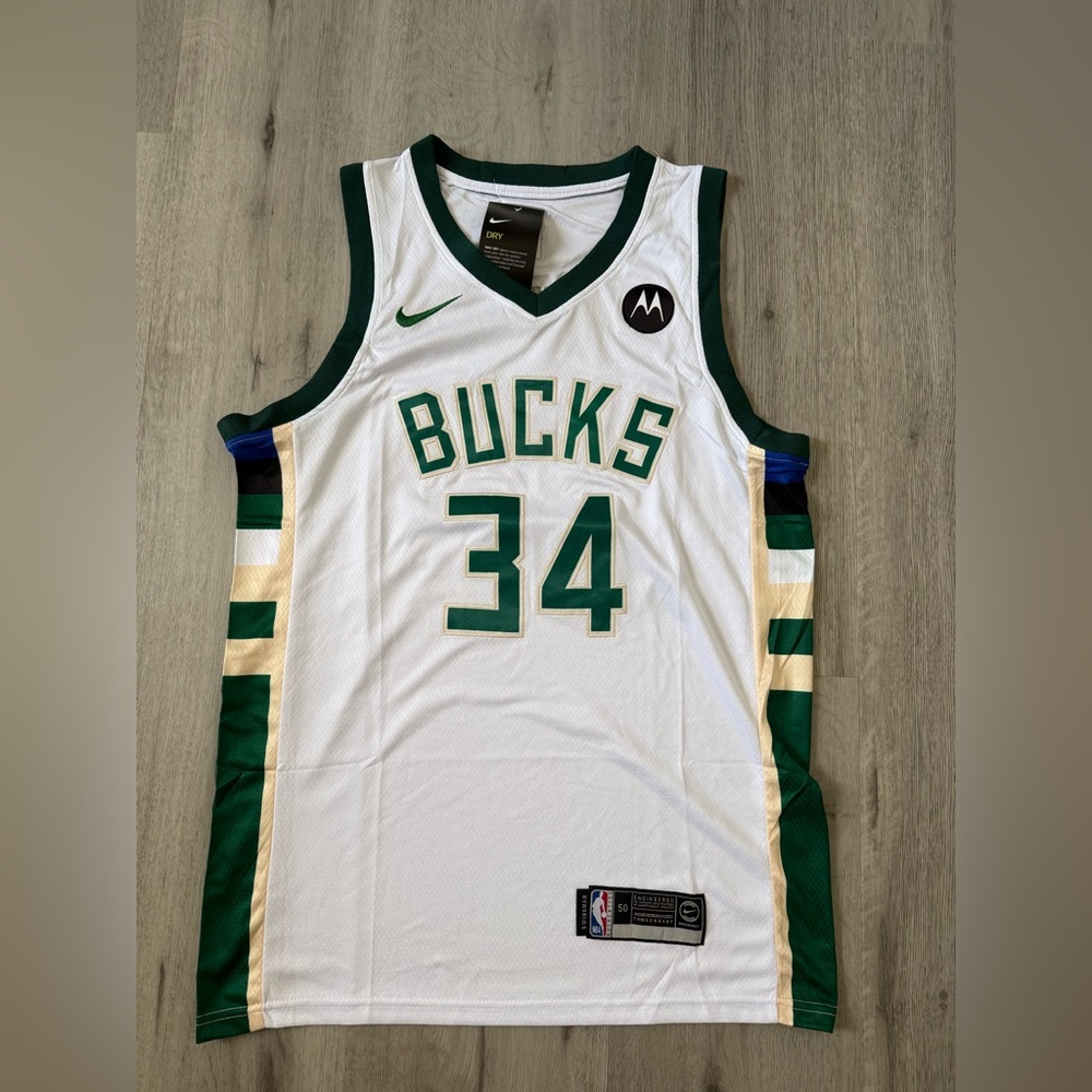 Nike Milwaukee Bucks Giannis Antetokounmpo NBA Basketball Jersey size 50 Adult L